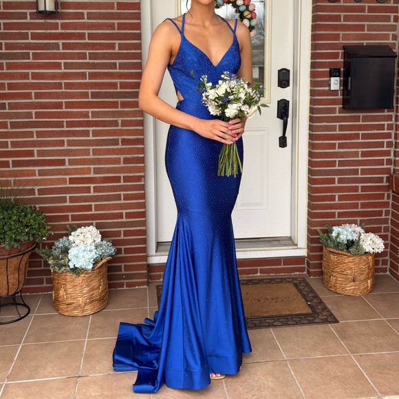 ellie wilde Dresses & Skirts - Ellie Wilde Royal Blue Prom Dress